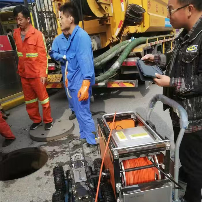 新吴区某市政道路CCTV检测与吸污联合排查工程